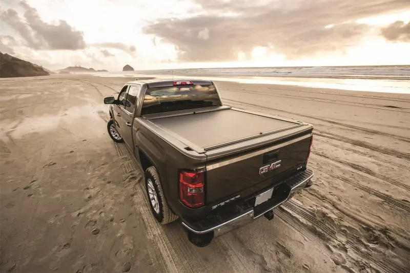 Roll-N-Lock A-Series Retractable Tonneau Cover For 2015–2019 Chevrolet Colorado & Gmc Canyon (71.5" Bed) 1
