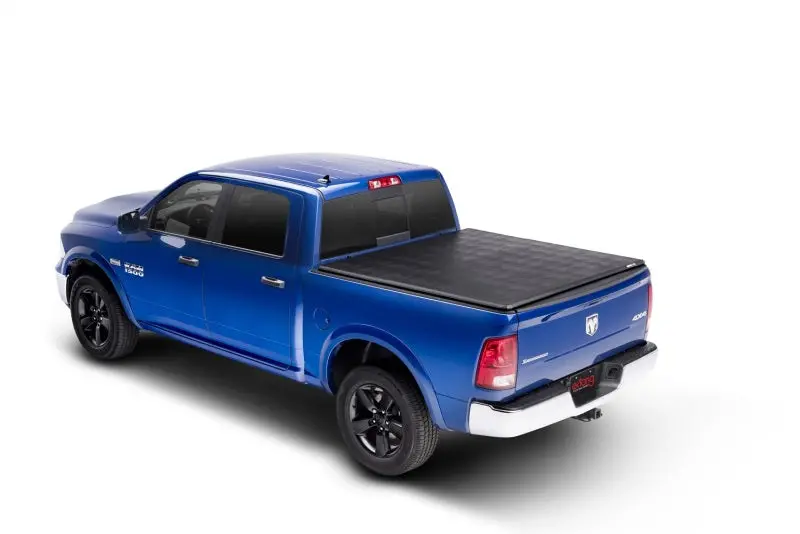 Extang Trifecta 2.0 Tonneau Cover For 2000–2004 Dodge Dakota Quad Cab (5'3" Bed) 1