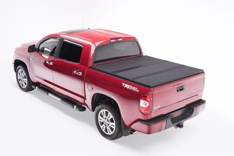 Extang Solid Fold 2.0 Tonneau Cover For 2014–2016 Toyota Tundra (6.5' Bed, Compatible With Rail Systems) 1